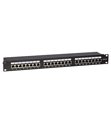 CAT5e FTP-päivityspaneeli - 24 porttia